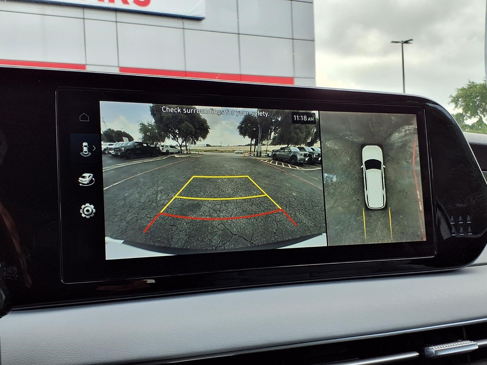 Used 2024 Hyundai Palisade SEL FWD image 17