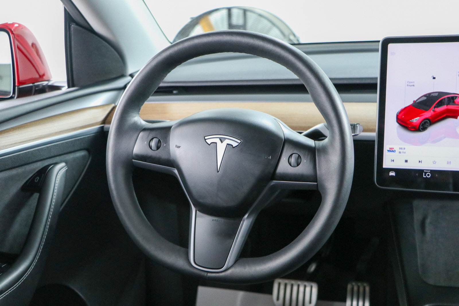Used 2024 Tesla Model Y Performance AWD/4WD image 12