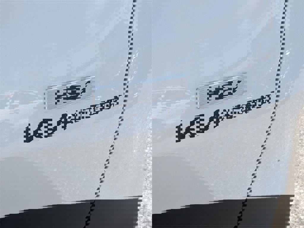 New 2024 Kia Sportage EX image 13