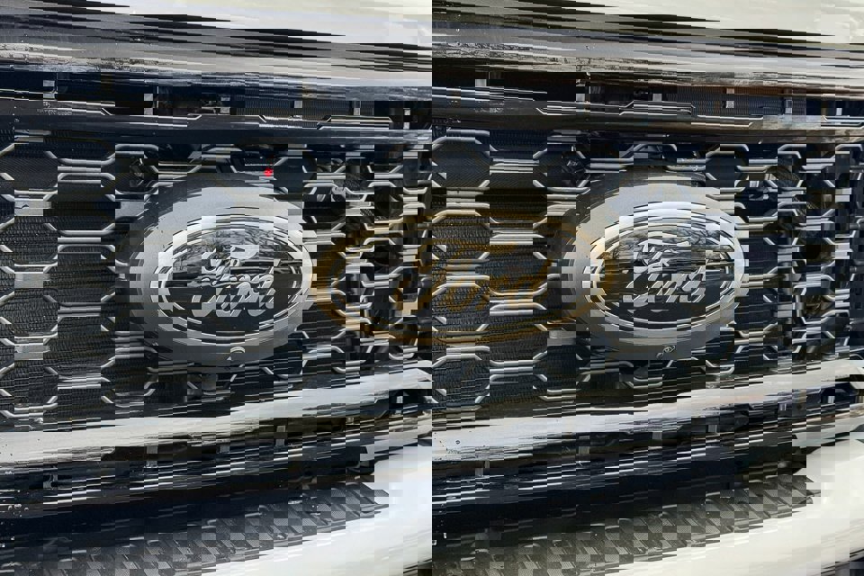 New 2026 Ford F250 Lariat w/ Black Appearance Package image 9