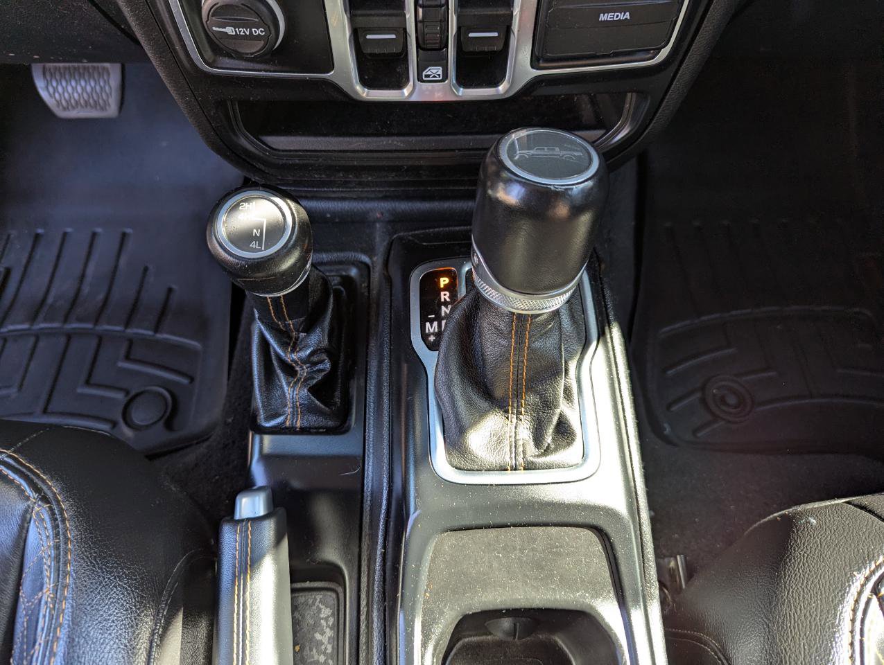 Used 2021 Jeep Gladiator Overland AWD/4WD image 24