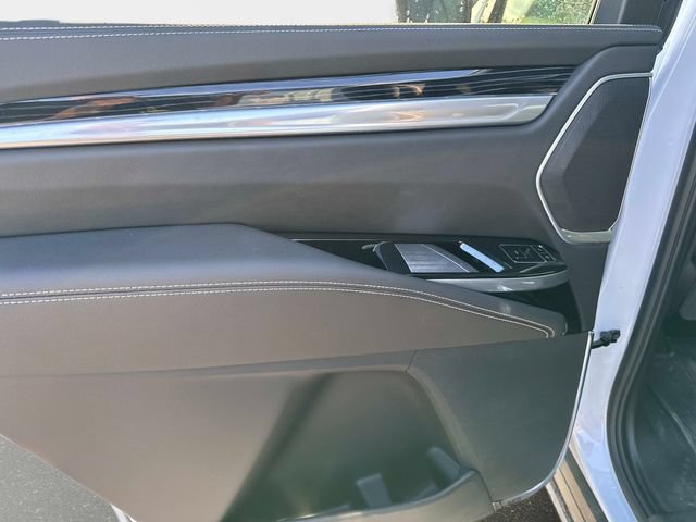 New 2026 Cadillac Escalade Sport w/ Touring Package AWD/4WD image 9