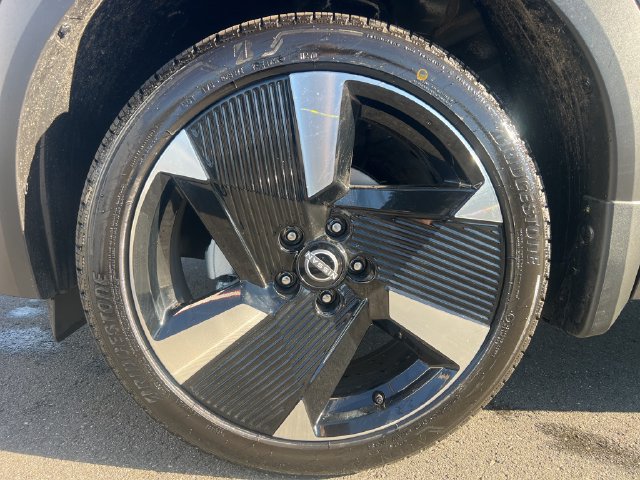 New 2026 Nissan Kicks SR w/ SR Premium Package AWD/4WD image 40
