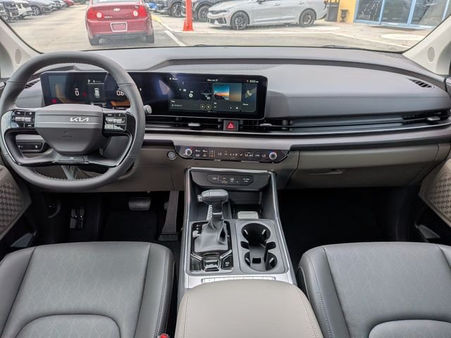 New 2027 Kia Carnival EX FWD image 18