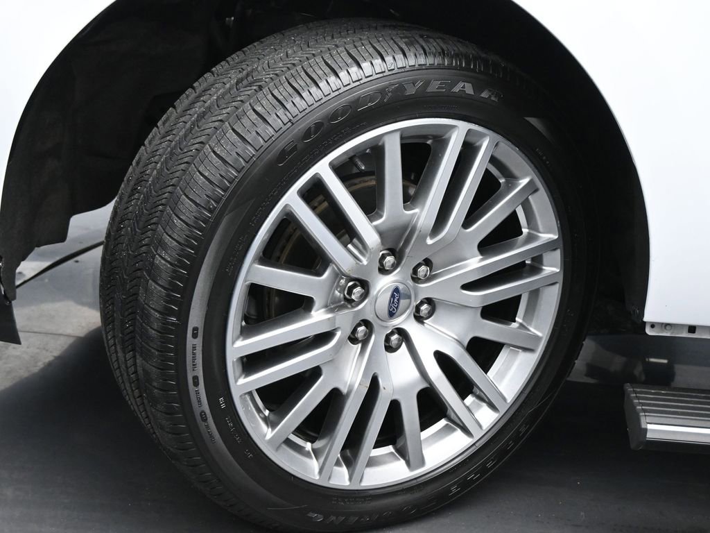 Used 2024 Ford Expedition Limited AWD/4WD image 24