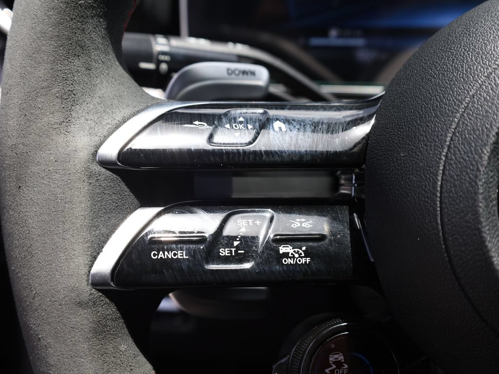 Used 2024 Mercedes-Benz C 63 AMG S image 37