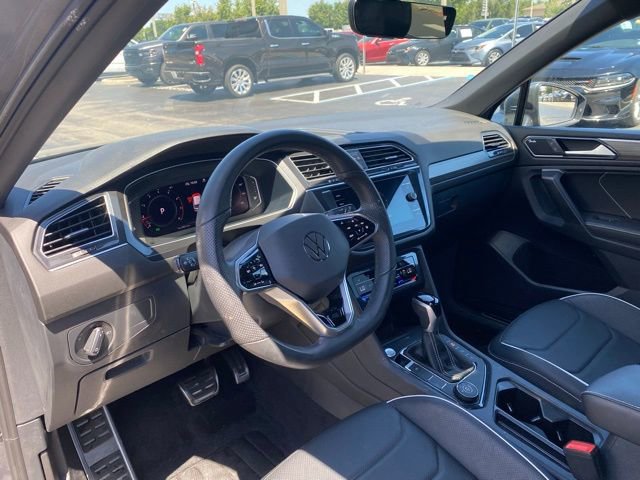 Used 2024 Volkswagen Tiguan SEL R-Line AWD/4WD image 14