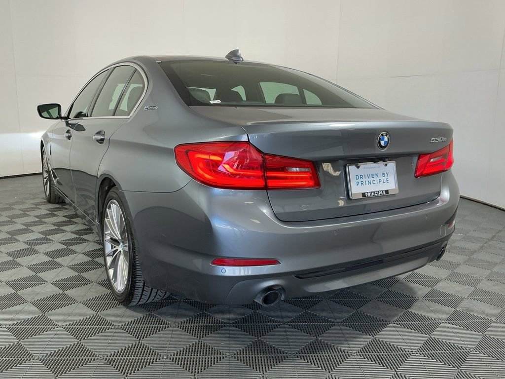 Used 2018 BMW 530e w/ Premium Package 2 image 7