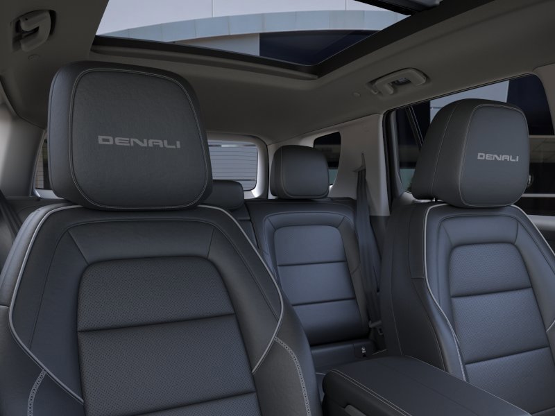 New 2026 GMC Terrain Denali w/ LPO, Black Badging Package AWD/4WD image 24