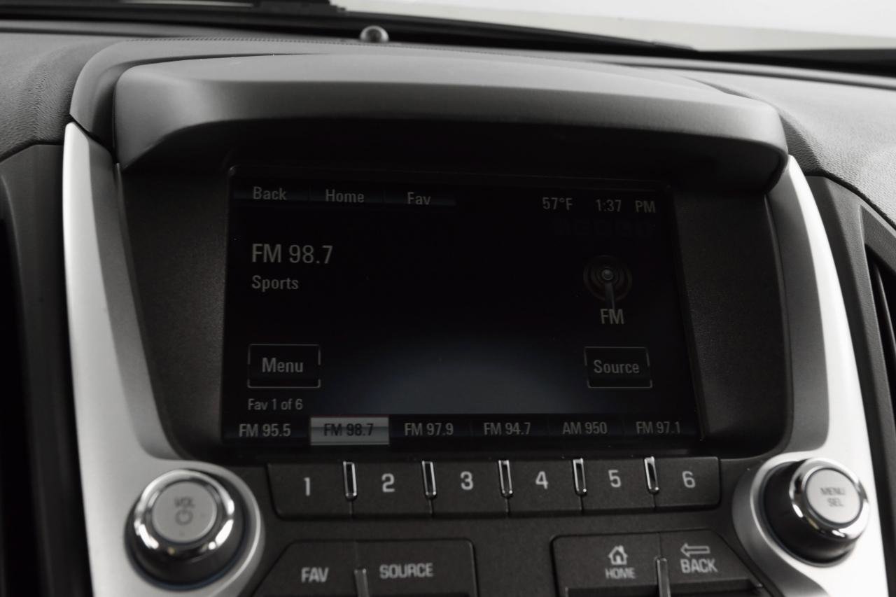 Used 2017 Chevrolet Equinox LT w/ Convenience Package FWD image 23