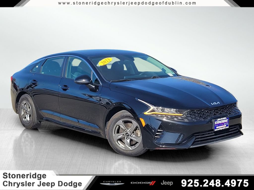 Used 2023 Kia K5 LXS image 1