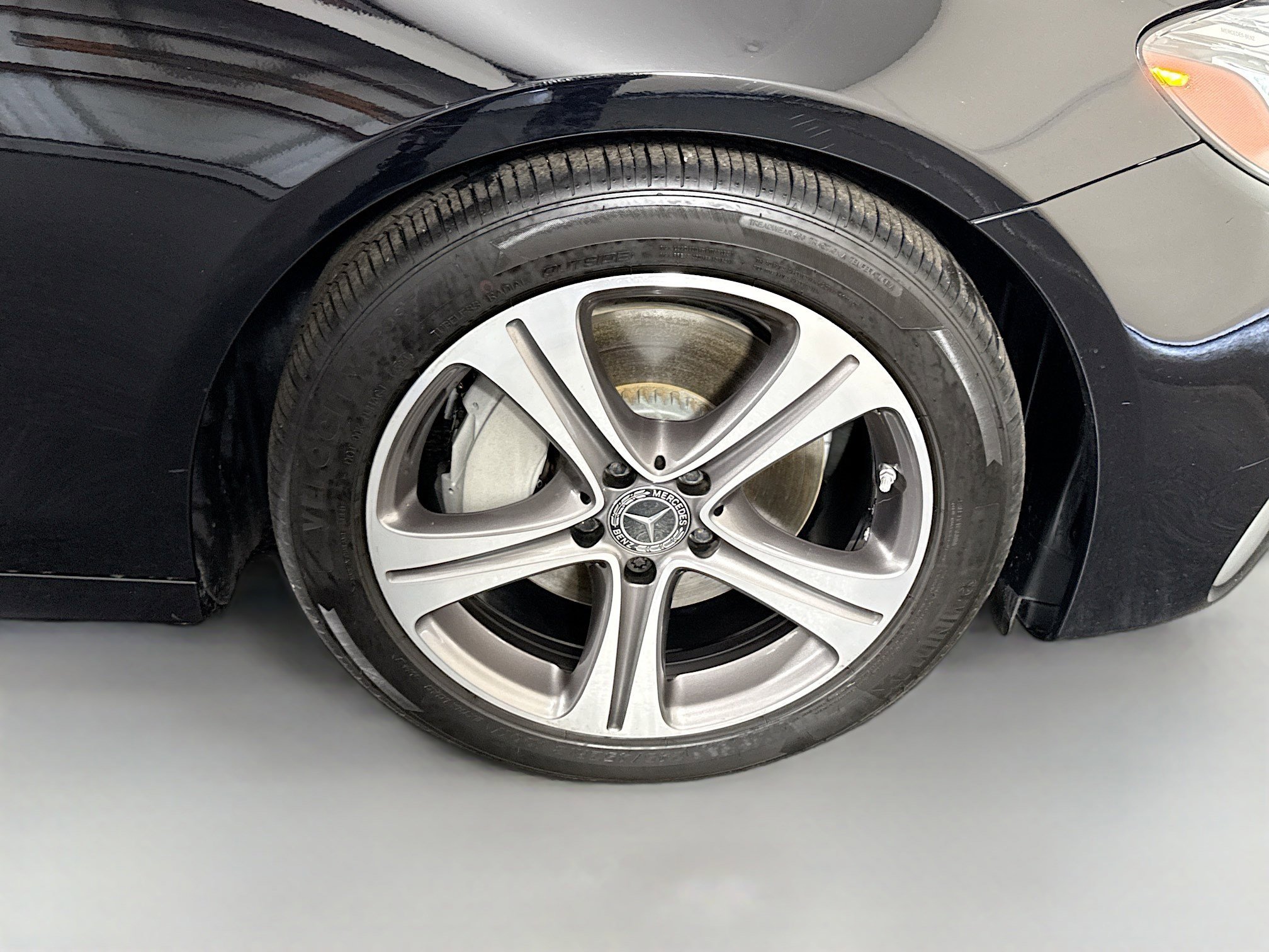 Used 2020 Mercedes-Benz E 350 Sedan w/ Premium Package image 32