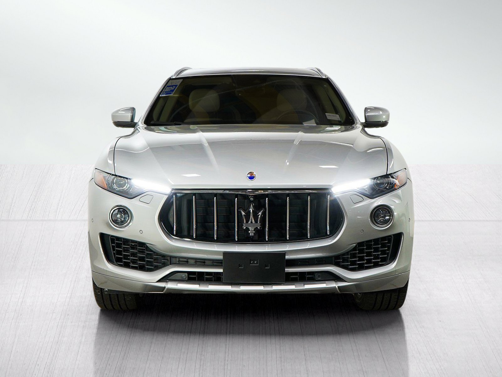 Used 2017 Maserati Levante S AWD/4WD image 8