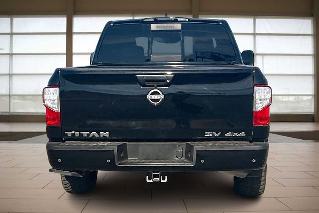 Used 2024 Nissan Titan SV w/ SV Convenience Package image 4