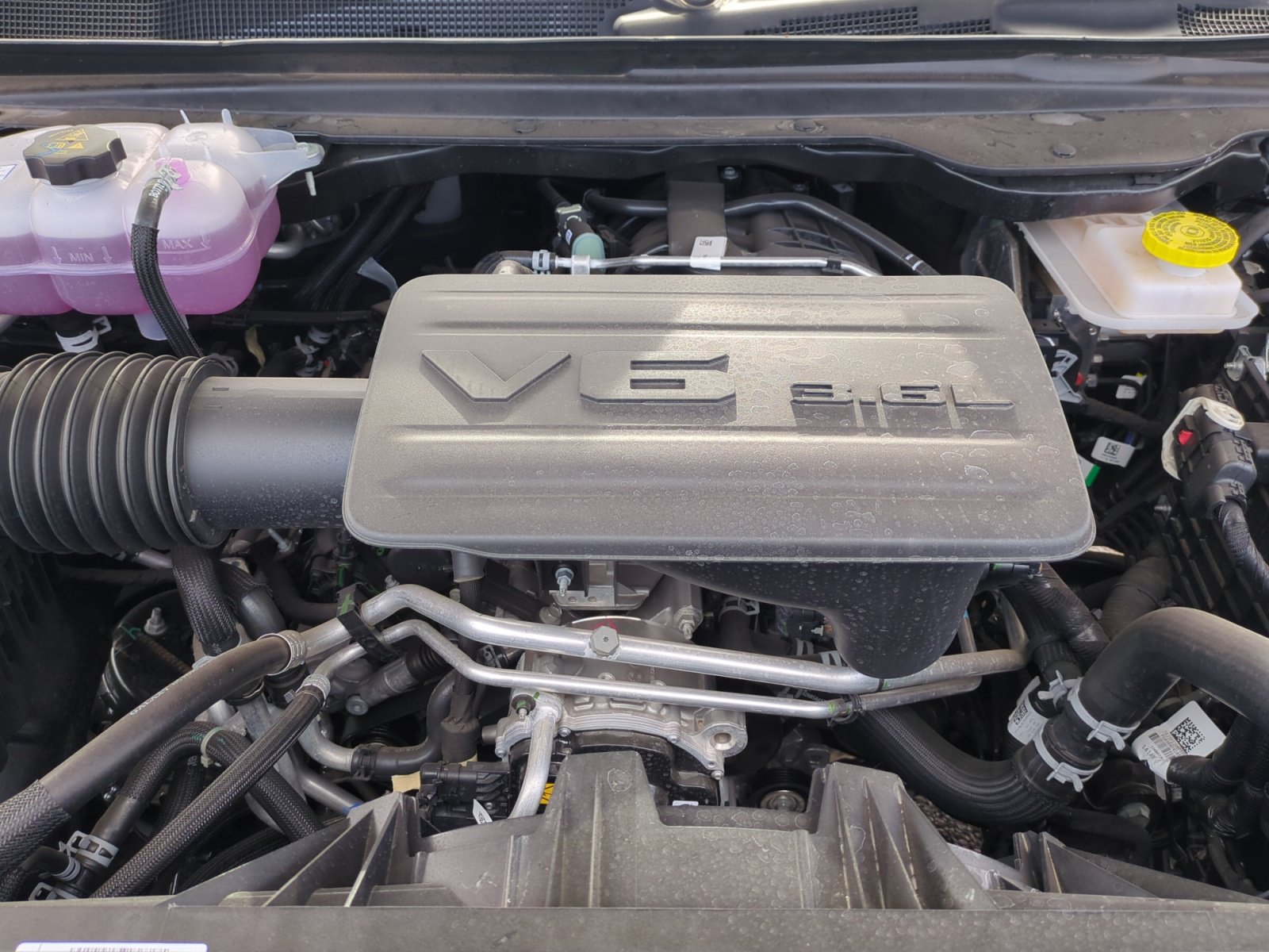 New 2026 RAM 1500 Express RWD image 22
