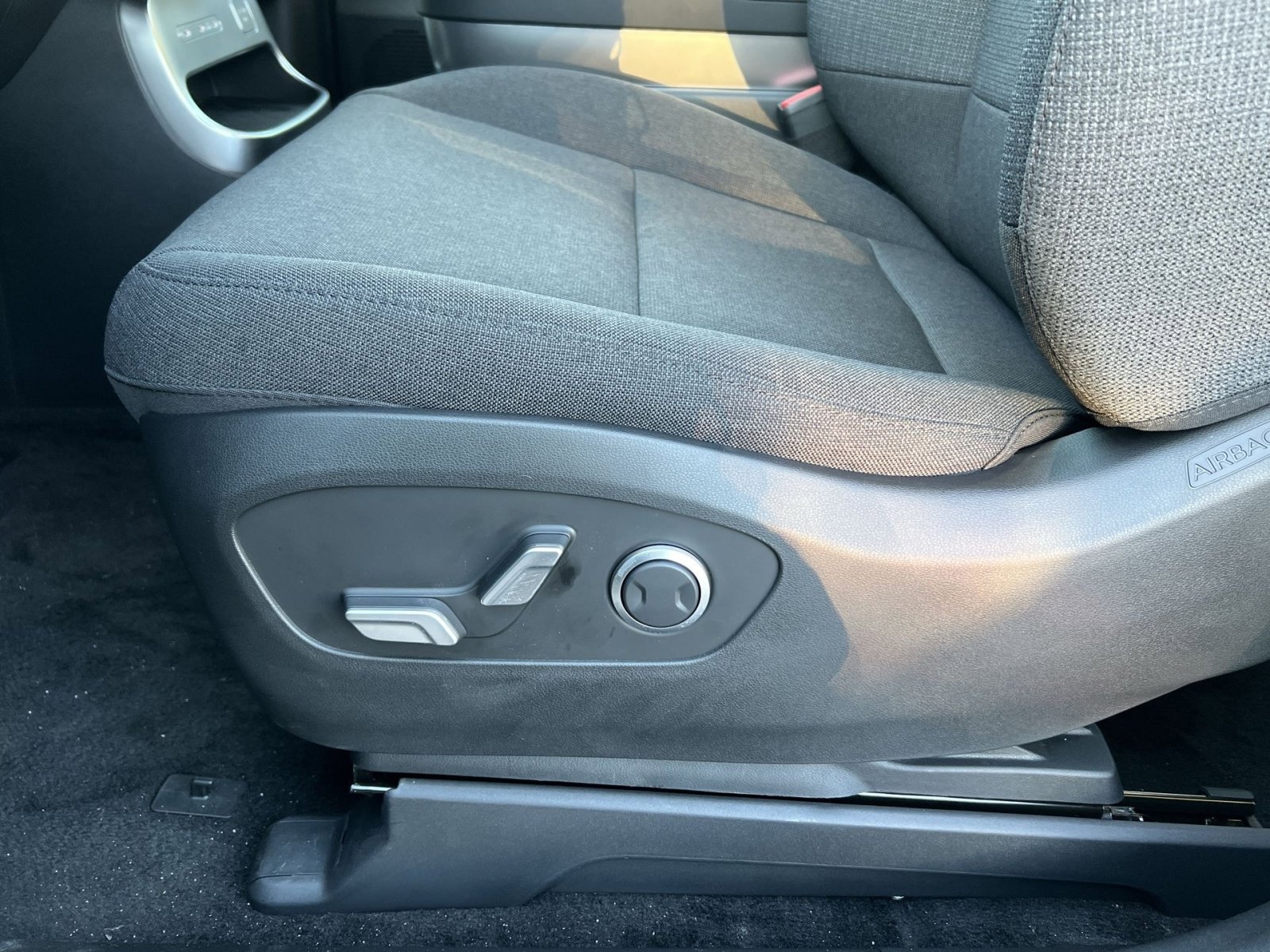 New 2026 Hyundai Ioniq 9 SE image 14