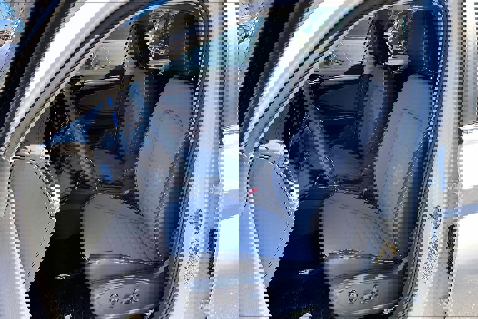 New 2026 Volkswagen Jetta SE image 9