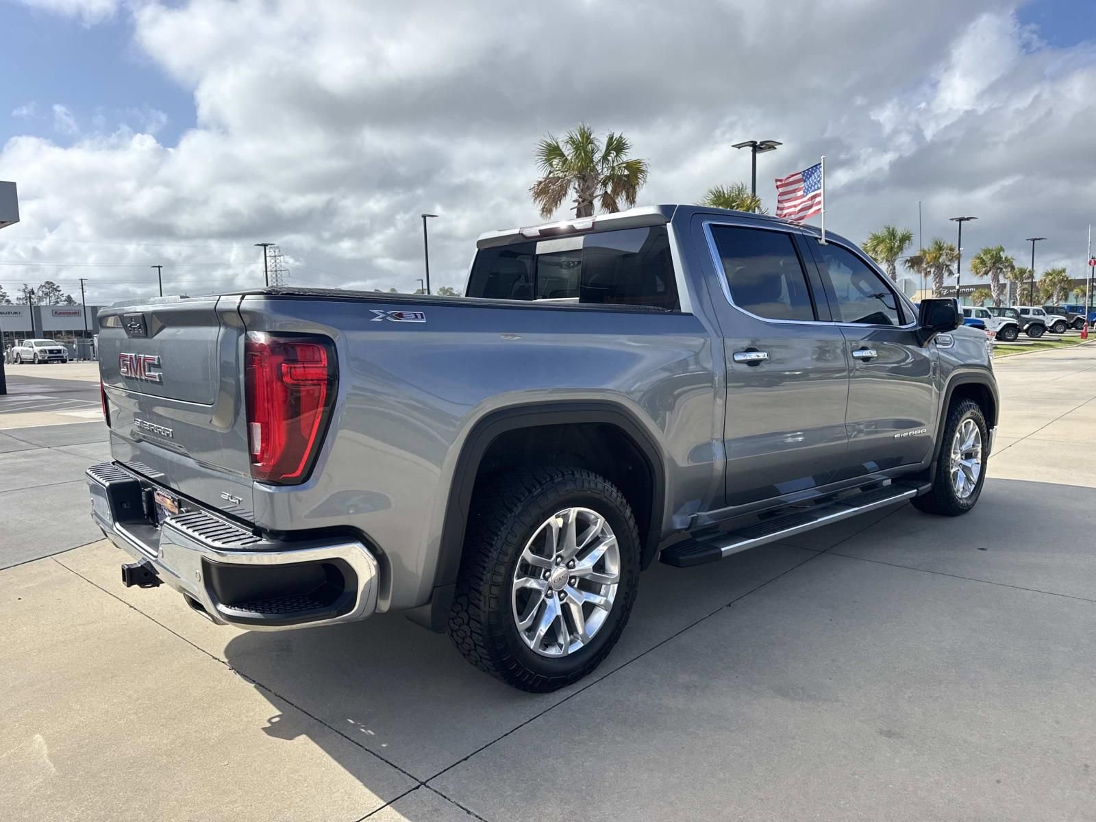 Used 2019 GMC Sierra 1500 SLT w/ SLT Premium Plus Package image 7