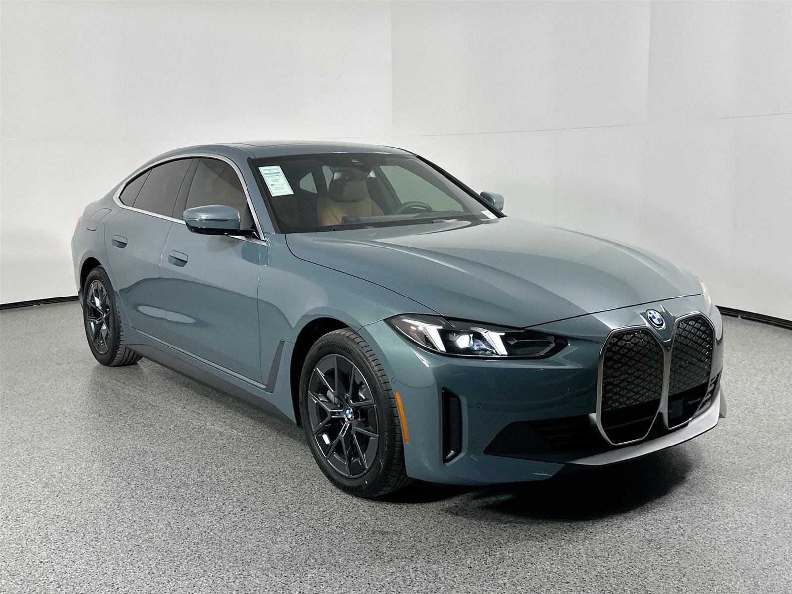Certified 2025 BMW i4 eDrive40 w/ Parking Assistance Package RWD image 3