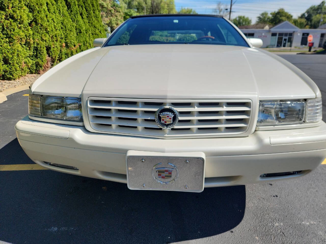 Used 2002 Cadillac Eldorado Touring w/ Preffered Equipment Group image 7