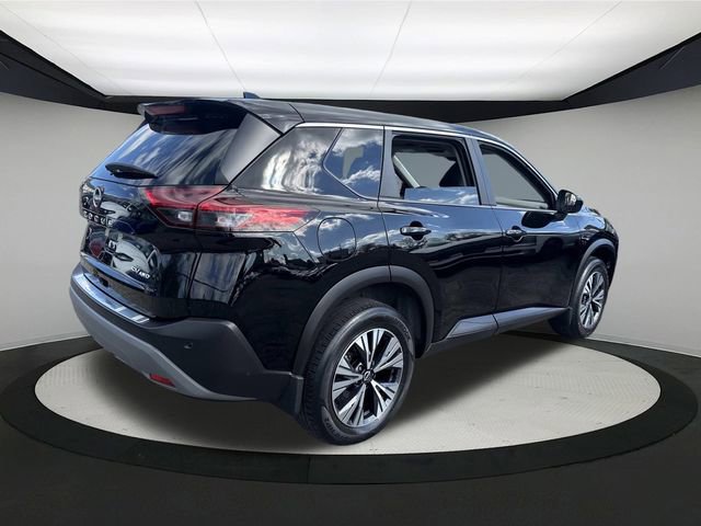 Used 2023 Nissan Rogue SV image 9