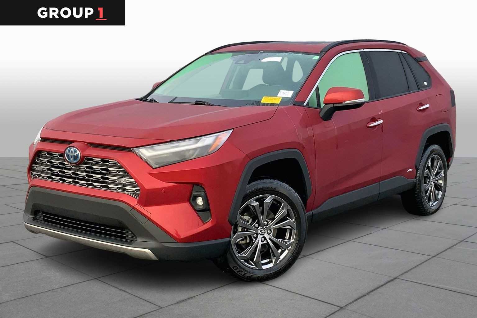 Used 2022 Toyota RAV4 Limited image 1