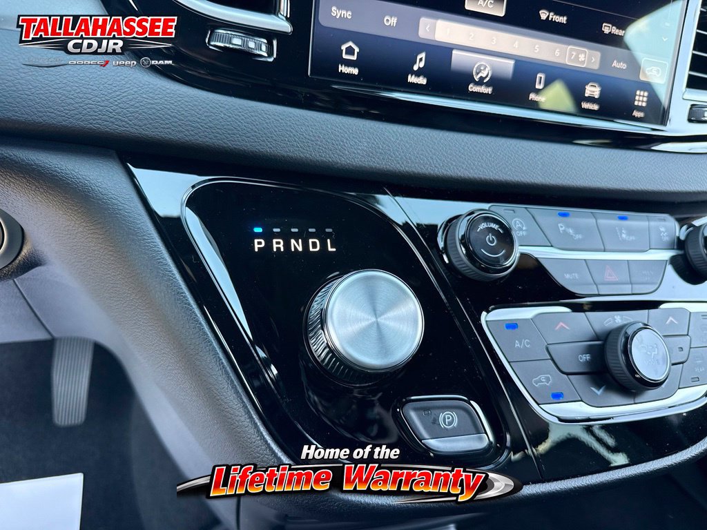 New 2027 Chrysler Pacifica LX FWD image 29