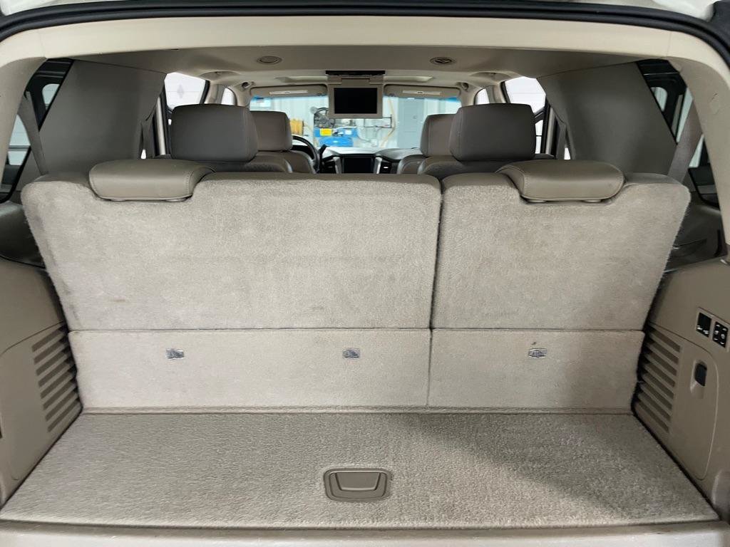 Used 2015 Chevrolet Tahoe LTZ AWD/4WD image 19