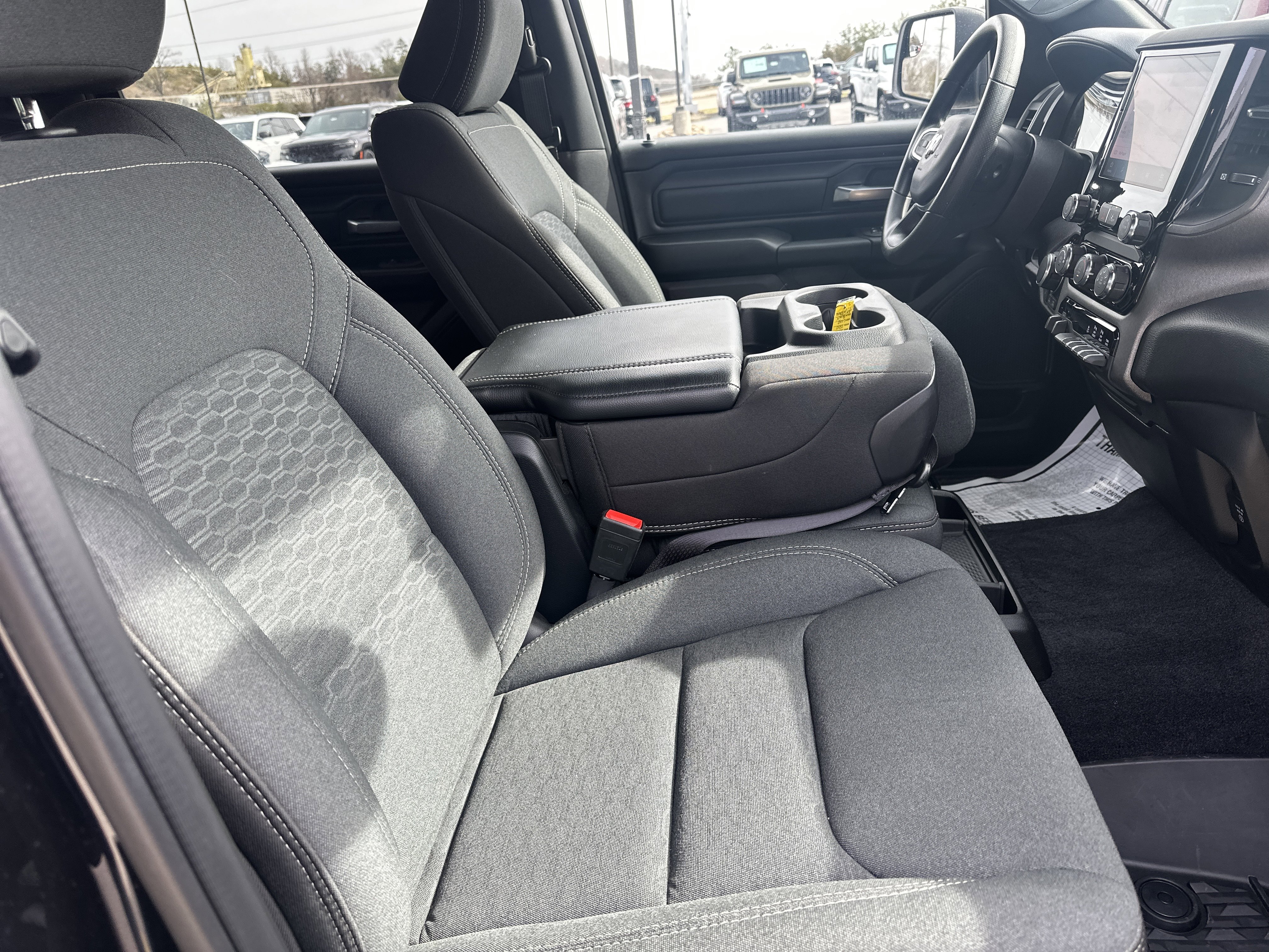 Used 2025 RAM 1500 Classic Warlock image 31