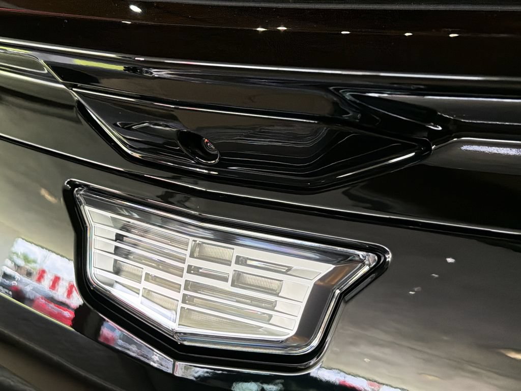 New 2026 Cadillac Optiq V AWD/4WD image 5