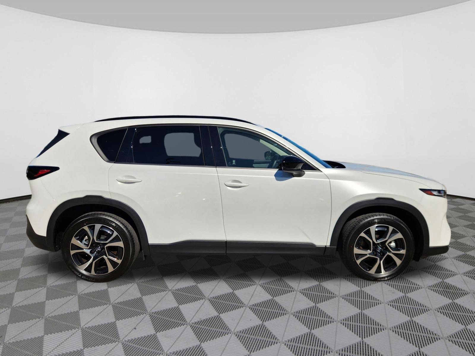 Certified 2026 MAZDA CX-5 Preferred AWD/4WD image 6