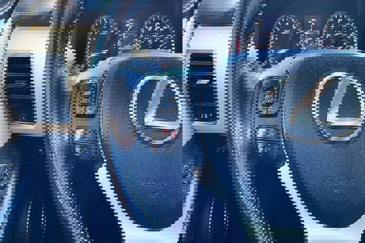 Used 2015 Lexus NX 200t FWD image 22