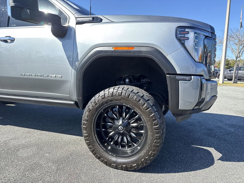Used 2024 GMC Sierra 2500 Denali Ultimate image 10