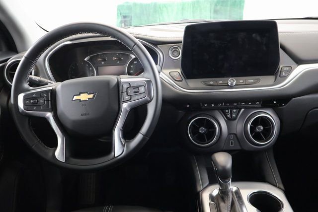 New 2025 Chevrolet Blazer LT w/ Redline Edition AWD/4WD image 13