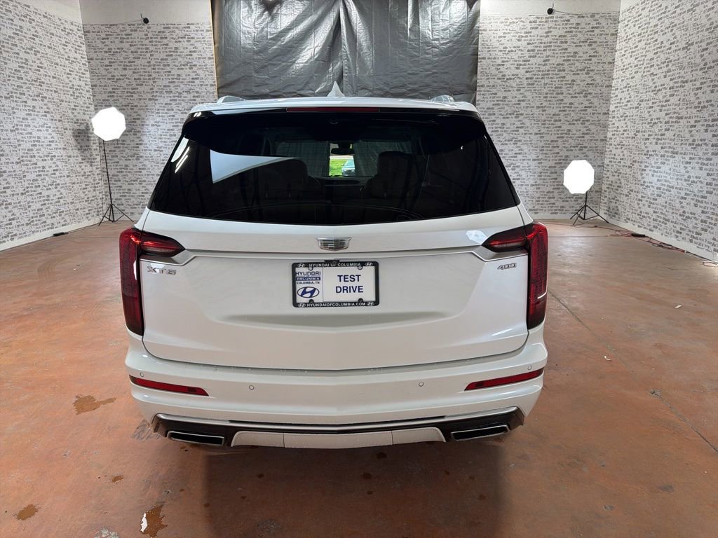 Used 2022 Cadillac XT6 Premium Luxury FWD image 6