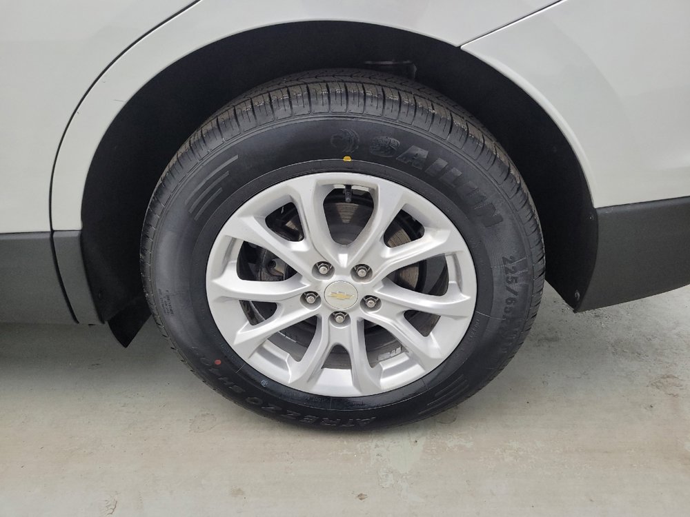 Used 2021 Chevrolet Equinox LT FWD image 31