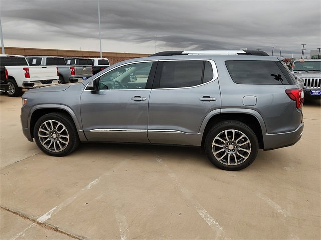 Used 2021 GMC Acadia Denali image 2