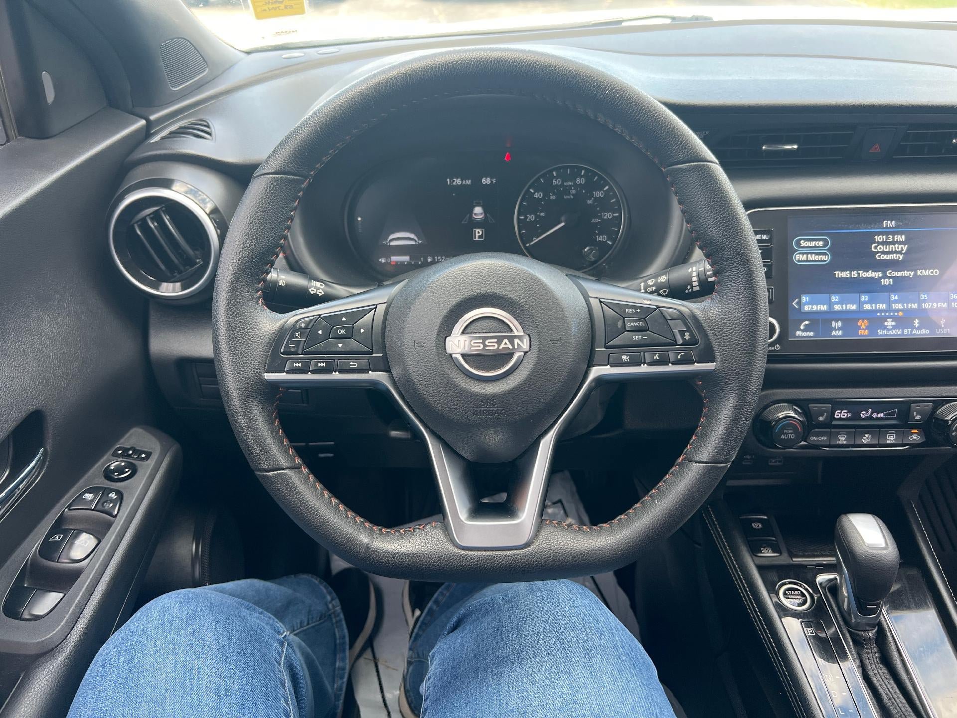 Used 2023 Nissan Kicks SR w/ SR Premium Package FWD image 19