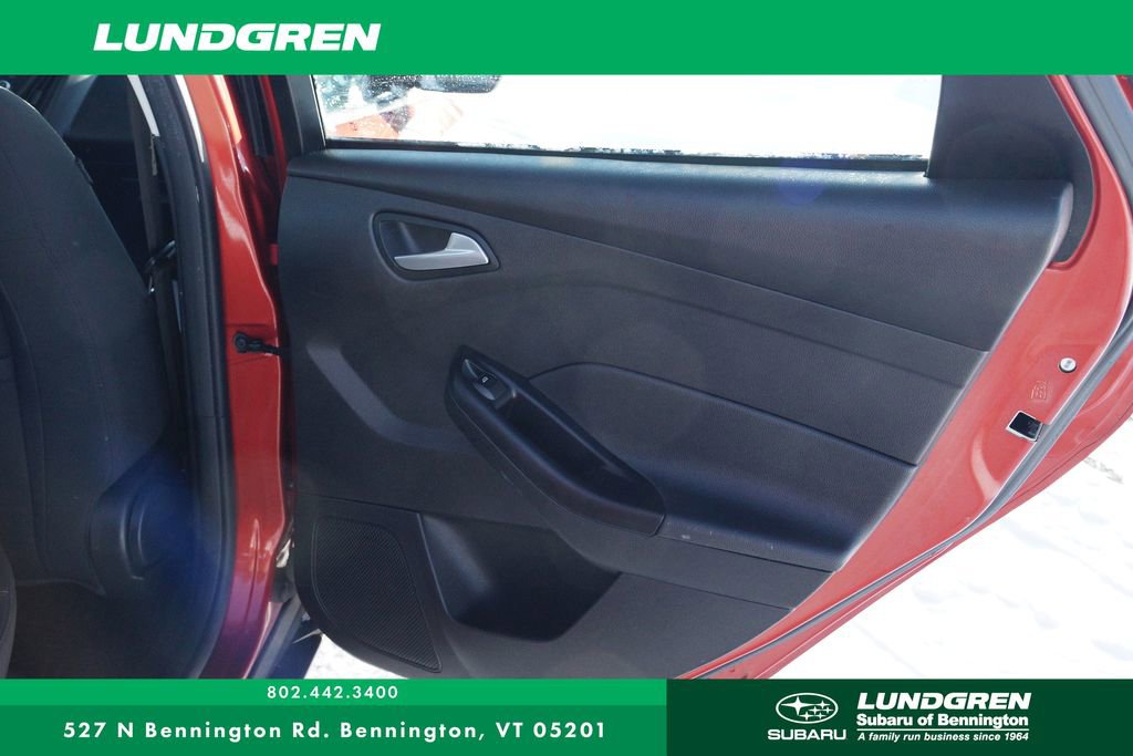 Used 2018 Ford Focus SE w/ Cold Weather Package image 26