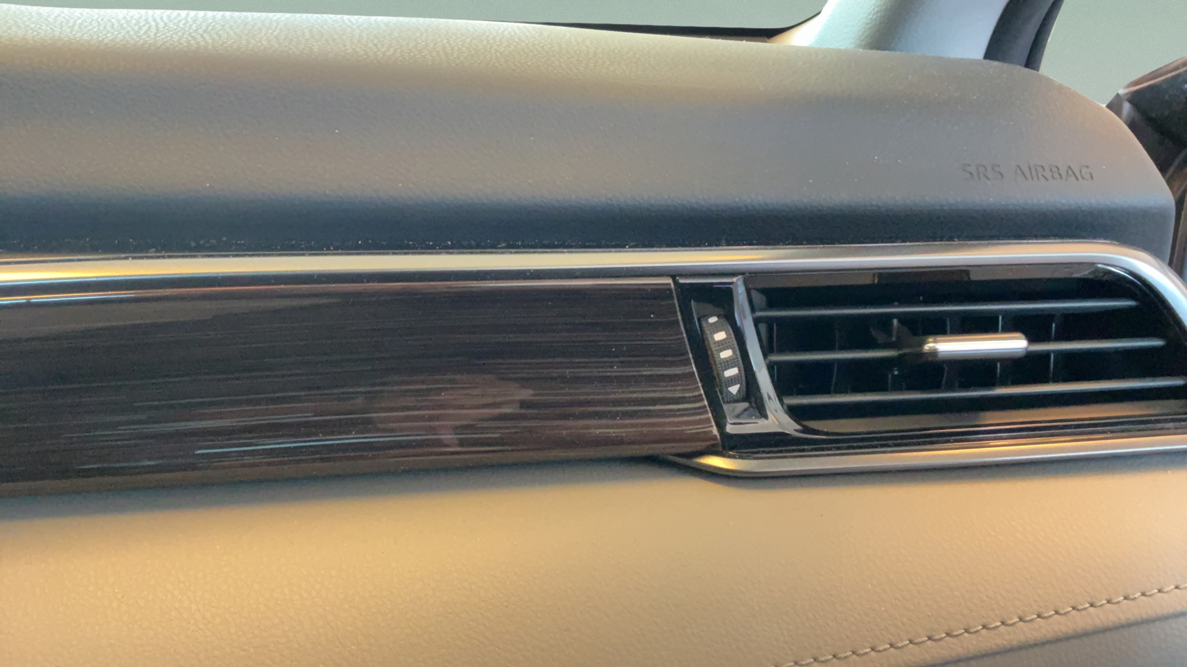 Used 2019 Toyota Camry LE FWD image 36