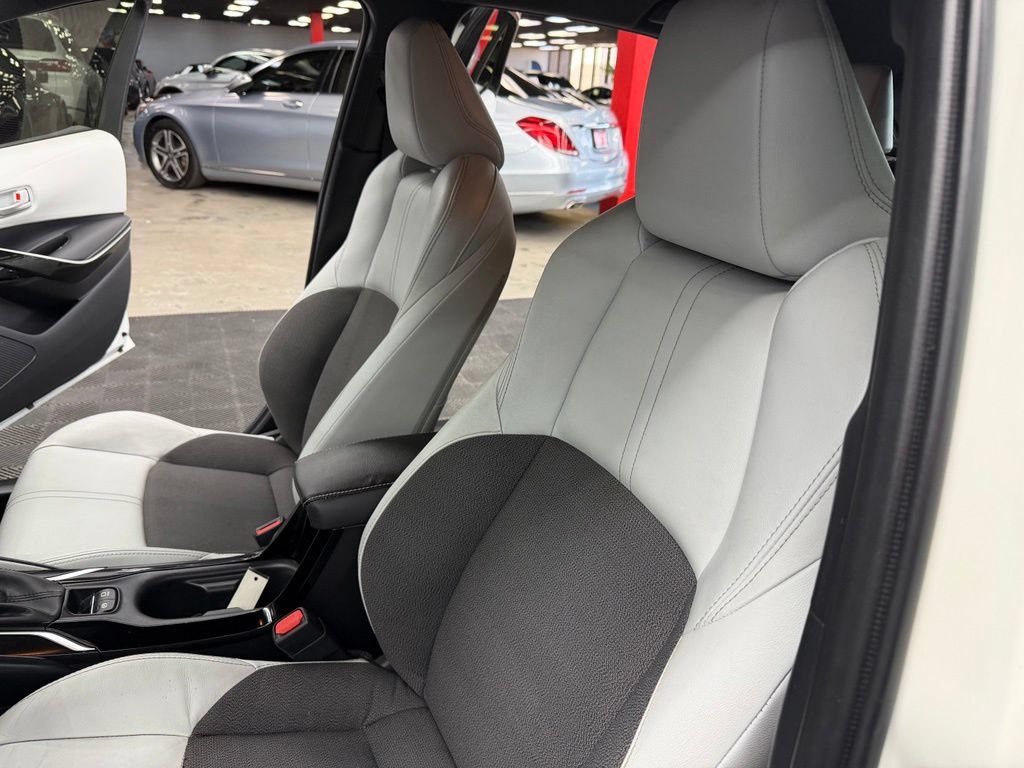 Used 2019 Toyota Corolla XSE FWD image 33