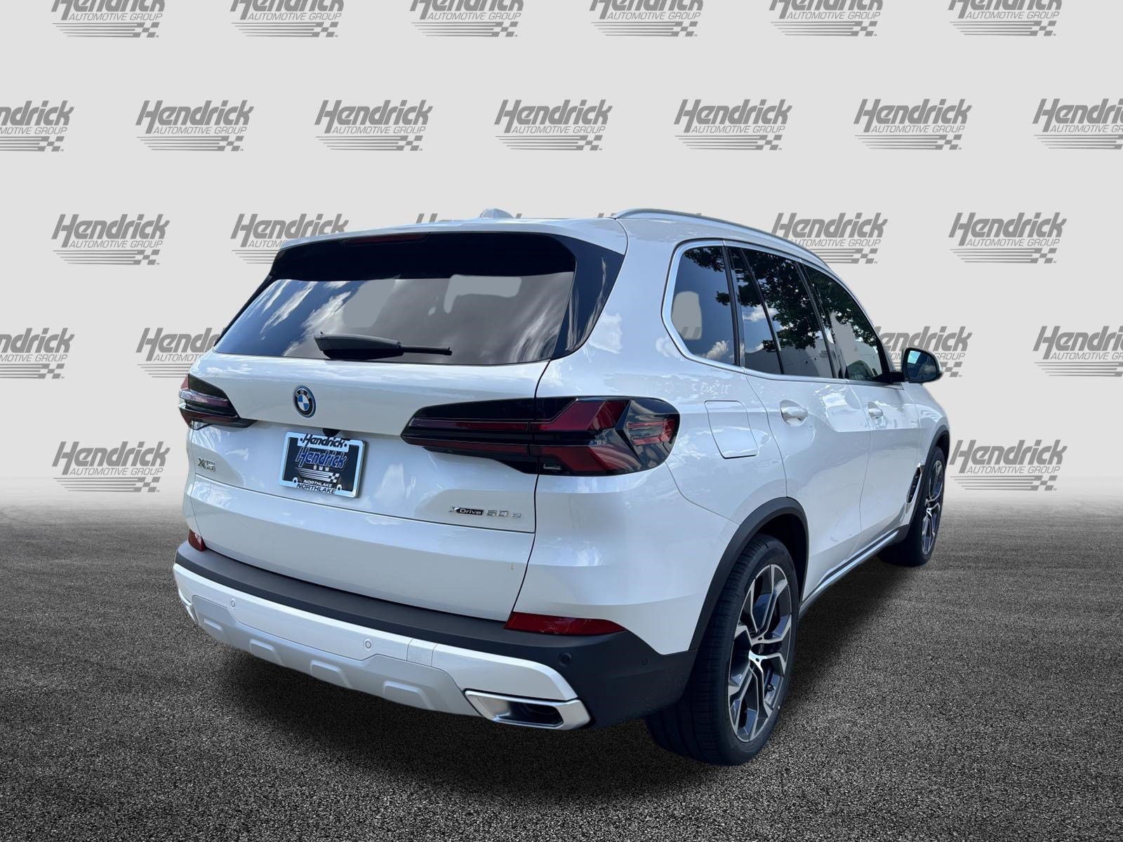 New 2026 BMW X5 xDrive50e AWD/4WD image 10