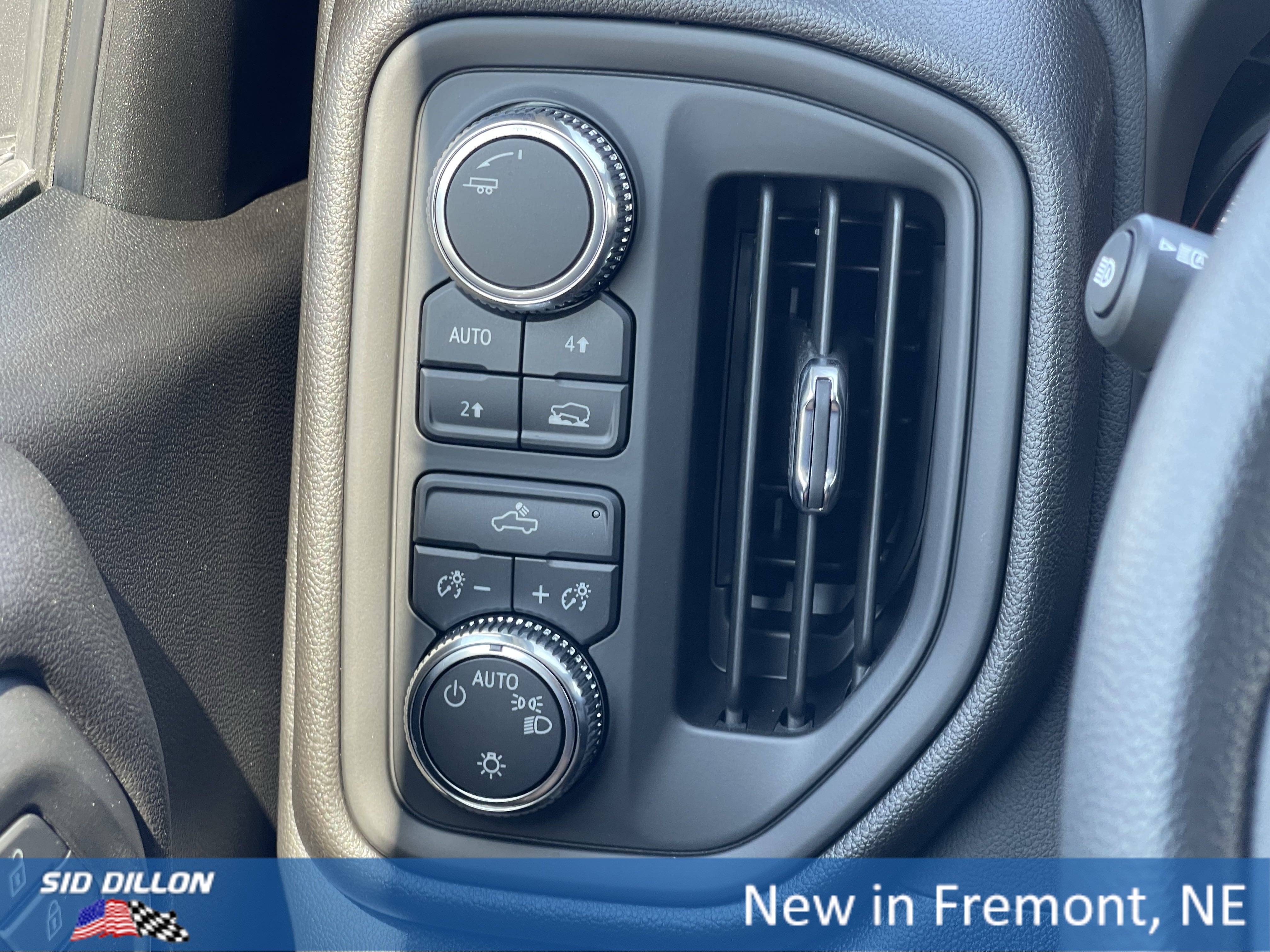 New 2026 GMC Sierra 1500 Pro w/ Graphite Edition image 5