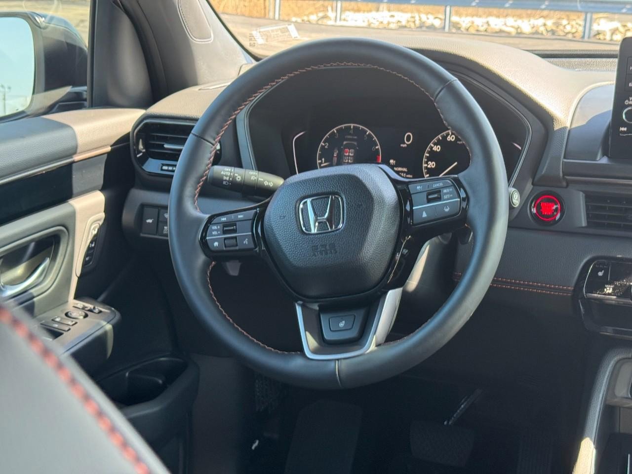 Certified 2025 Honda Pilot TrailSport image 15