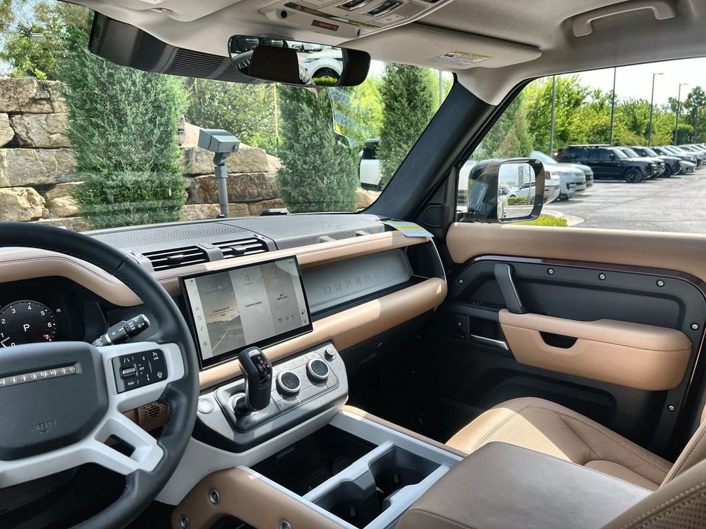 Certified 2025 Land Rover Defender 130 S image 13