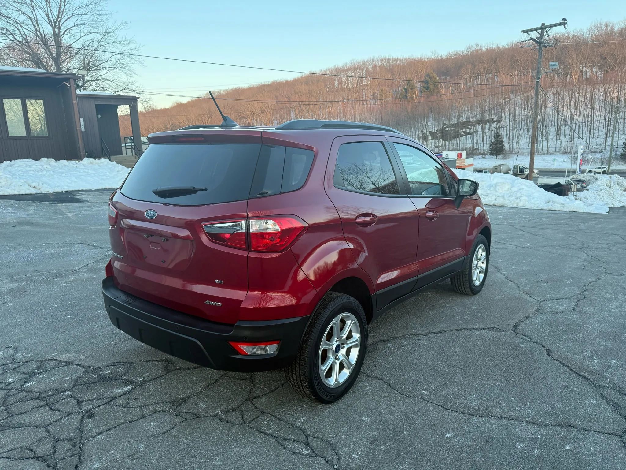 Used 2018 Ford EcoSport SE image 4