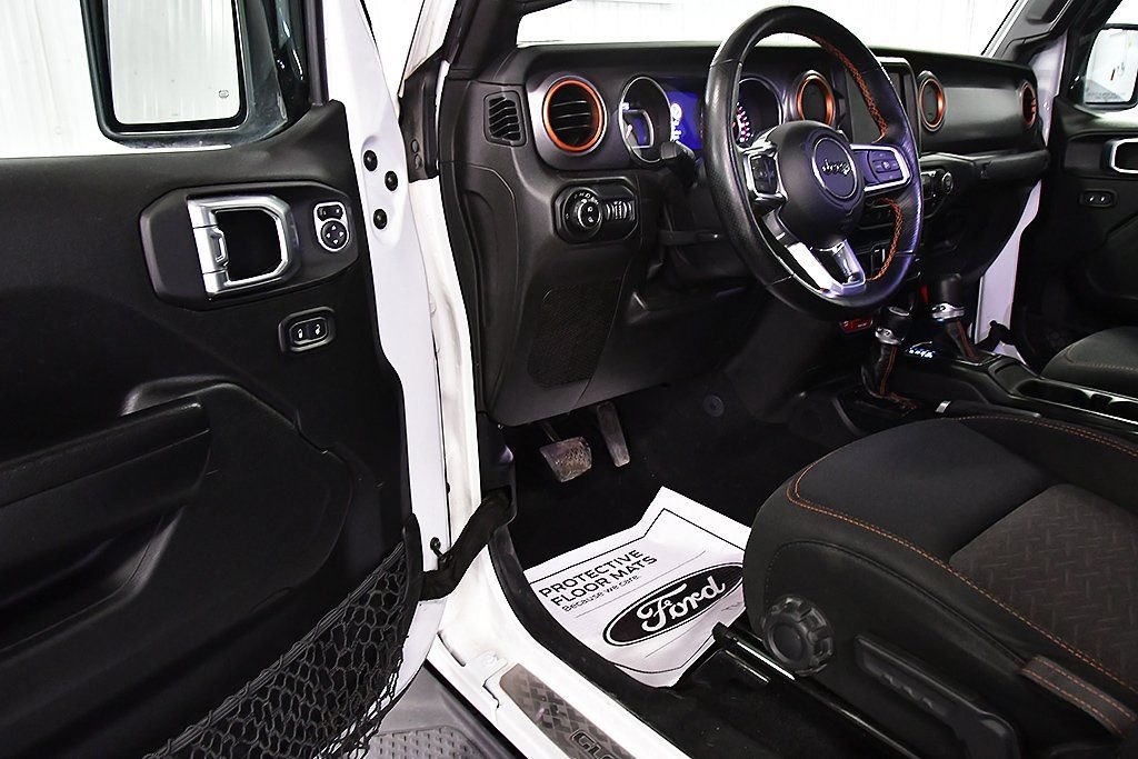 Used 2021 Jeep Gladiator Mojave AWD/4WD image 14
