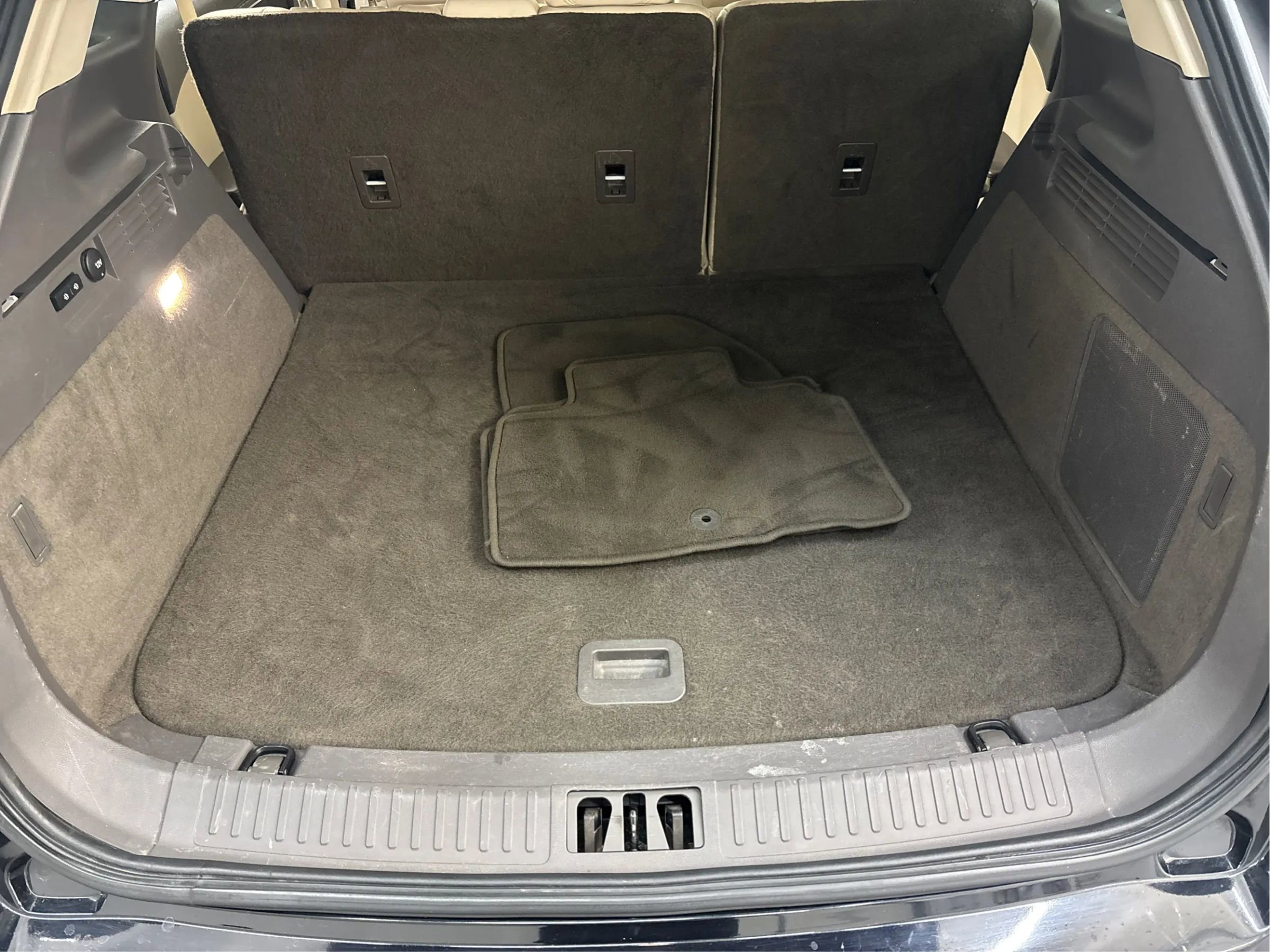 Used 2018 Lincoln MKX Reserve w/ Lincoln MKX Climate Package image 16