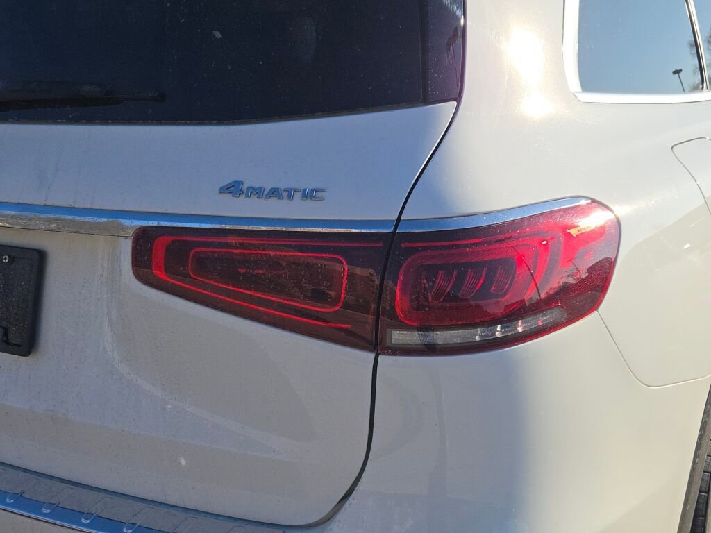 Used 2022 Mercedes-Benz GLS 450 4MATIC image 13