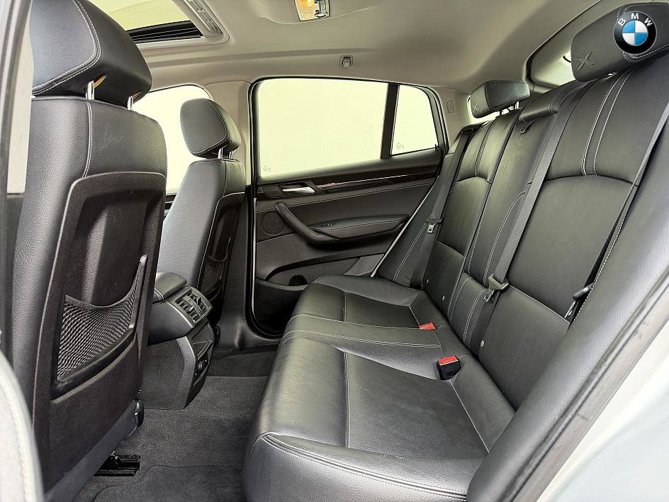 Used 2016 BMW X4 xDrive28i w/ Technology Package image 12